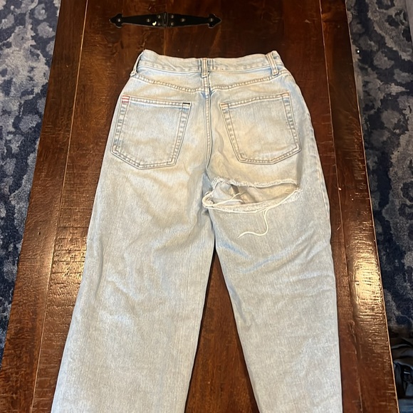 Urban Outfitters BDG Distressed High Rise Baggy Jeans - Picture 3 of 4